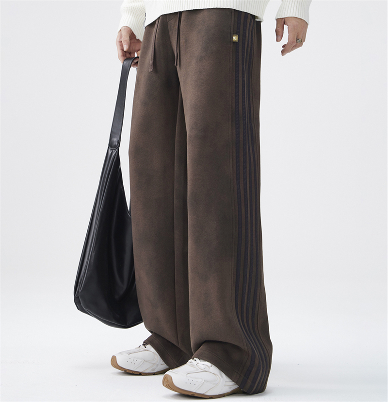 Air Layer Silhouette Lightweight Sweatpants 